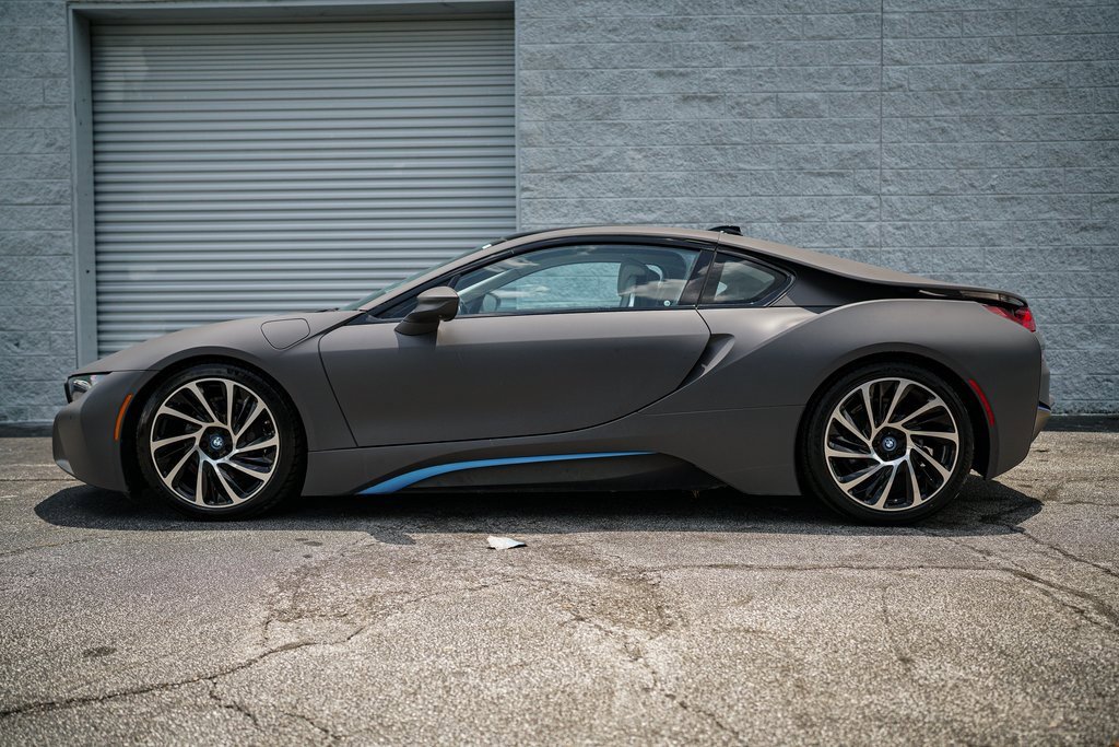 Used 2016 BMW i8 image 9