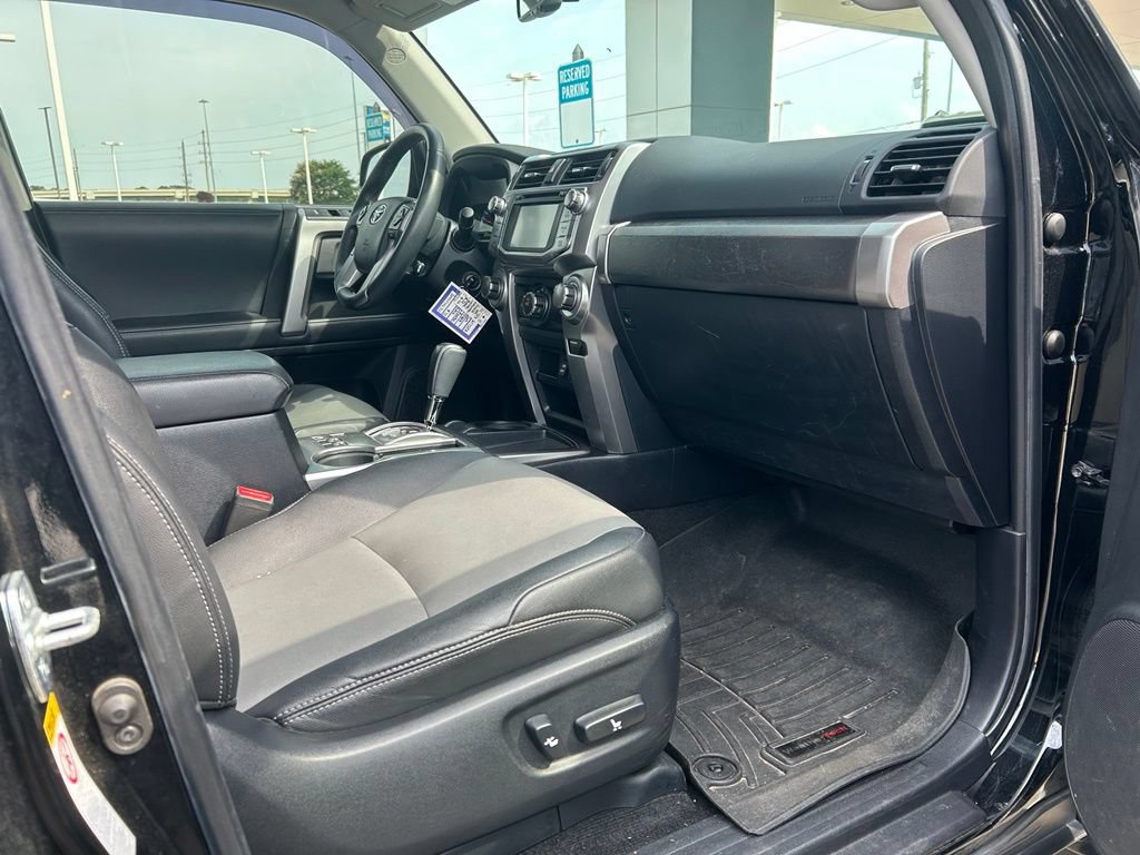 Used 2019 Toyota 4Runner SR5 Premium RWD image 3