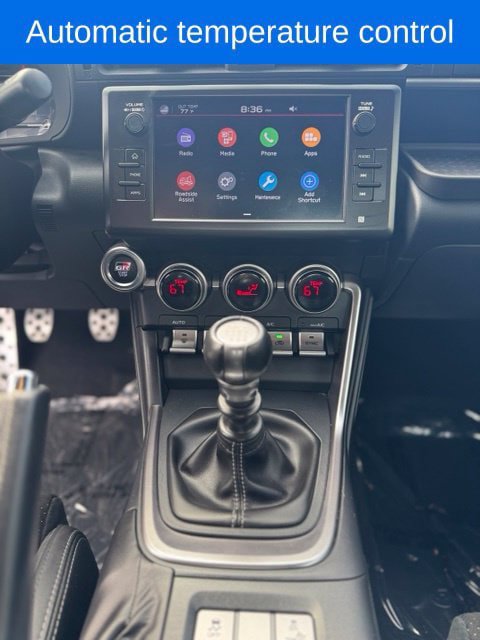 Used 2024 Toyota GR86 Premium RWD image 19