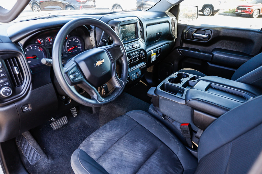 Used 2019 Chevrolet Silverado 1500 Custom w/ Custom Value Package AWD/4WD image 10