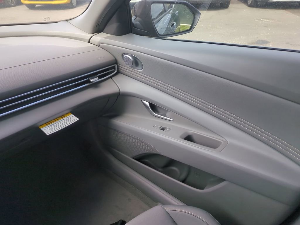 New 2026 Hyundai Elantra Sport image 18