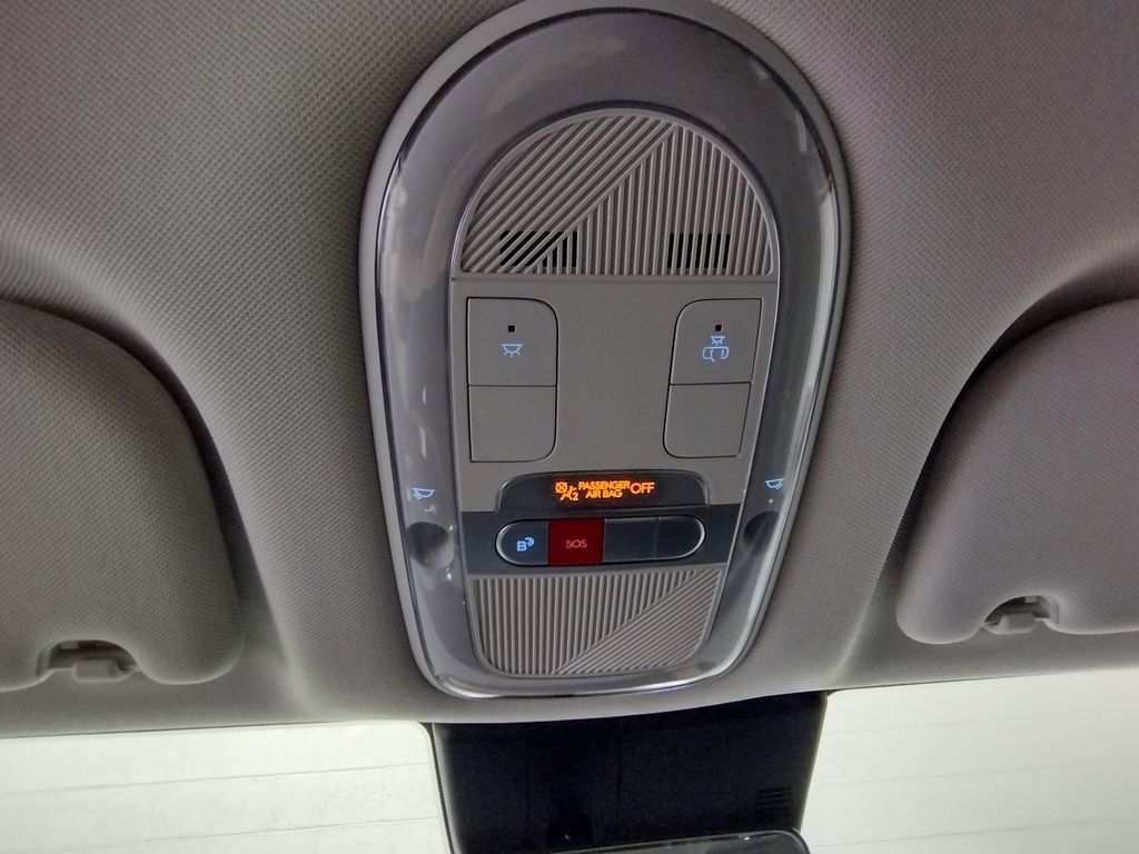 Used 2025 Hyundai Ioniq 5 SE image 34