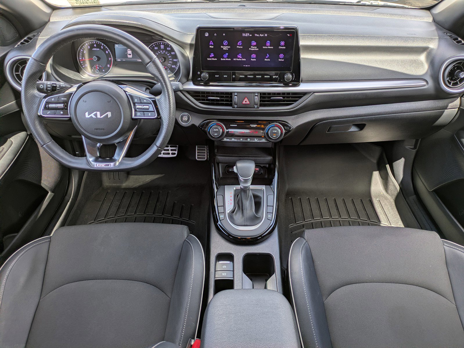 Certified 2024 Kia Forte GT-Line image 11