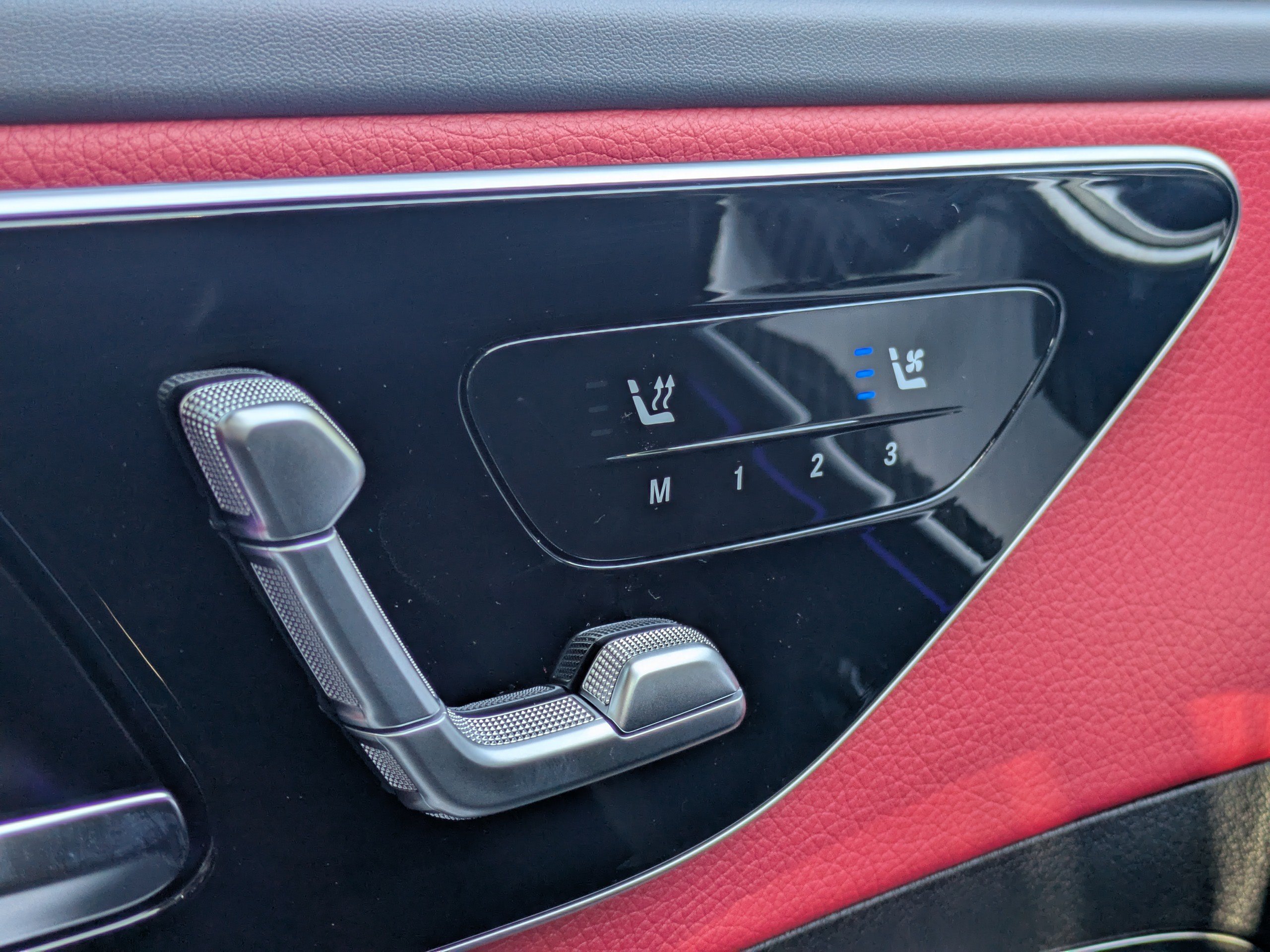 New 2026 Mercedes-Benz C 43 AMG 4MATIC Sedan image 24