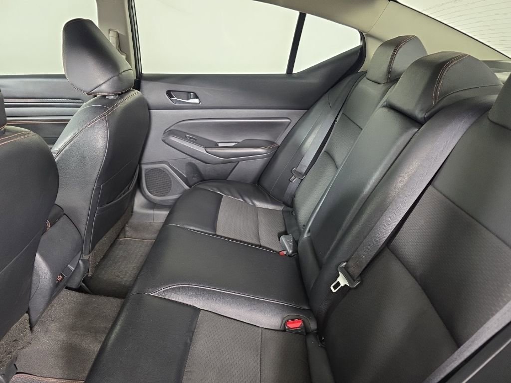 Used 2022 Nissan Altima 2.5 SR image 27