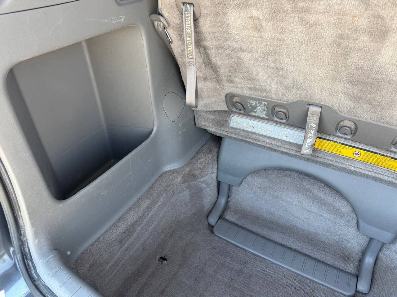Used 2008 Toyota Sienna LE FWD image 27