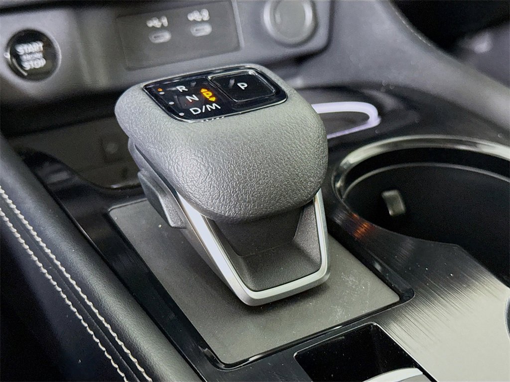 Certified 2024 Nissan Rogue Platinum w/ Platinum Premium Package image 11