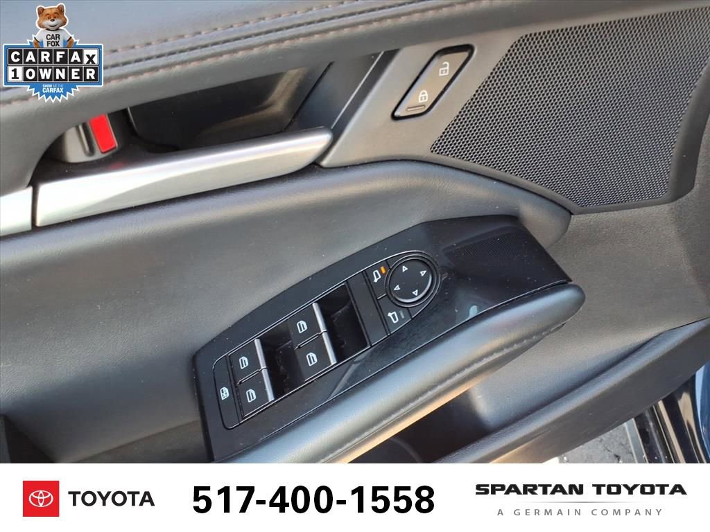 Used 2024 MAZDA MAZDA3 s FWD image 17