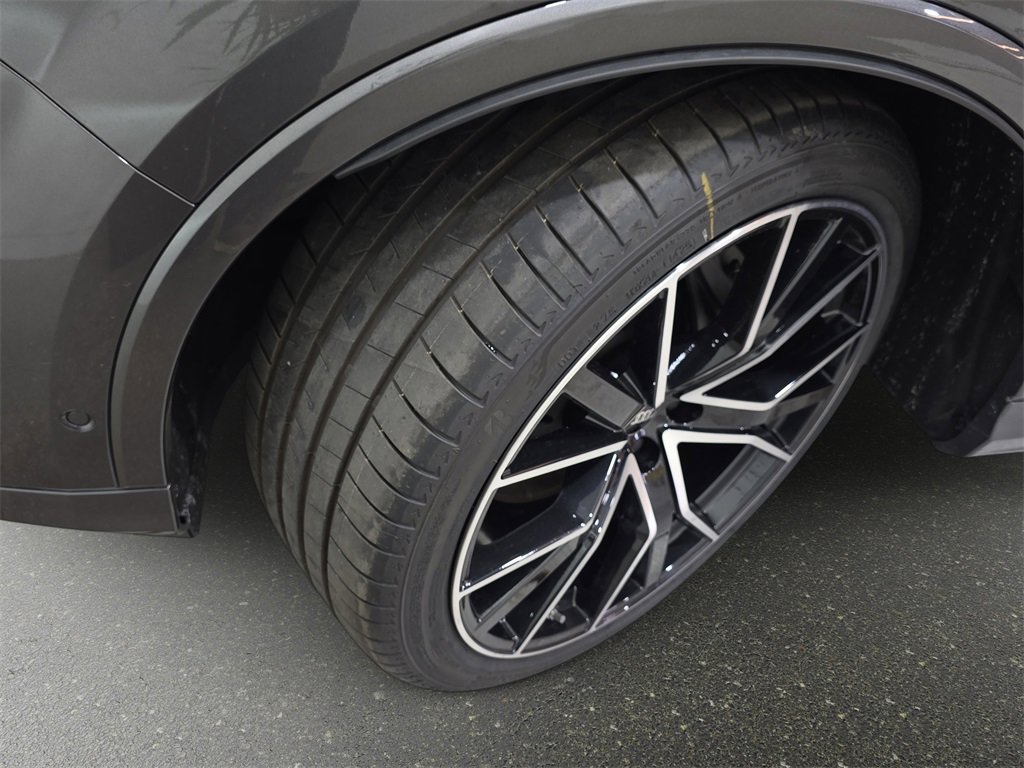 New 2025 Audi Q7 3.0T Prestige image 33