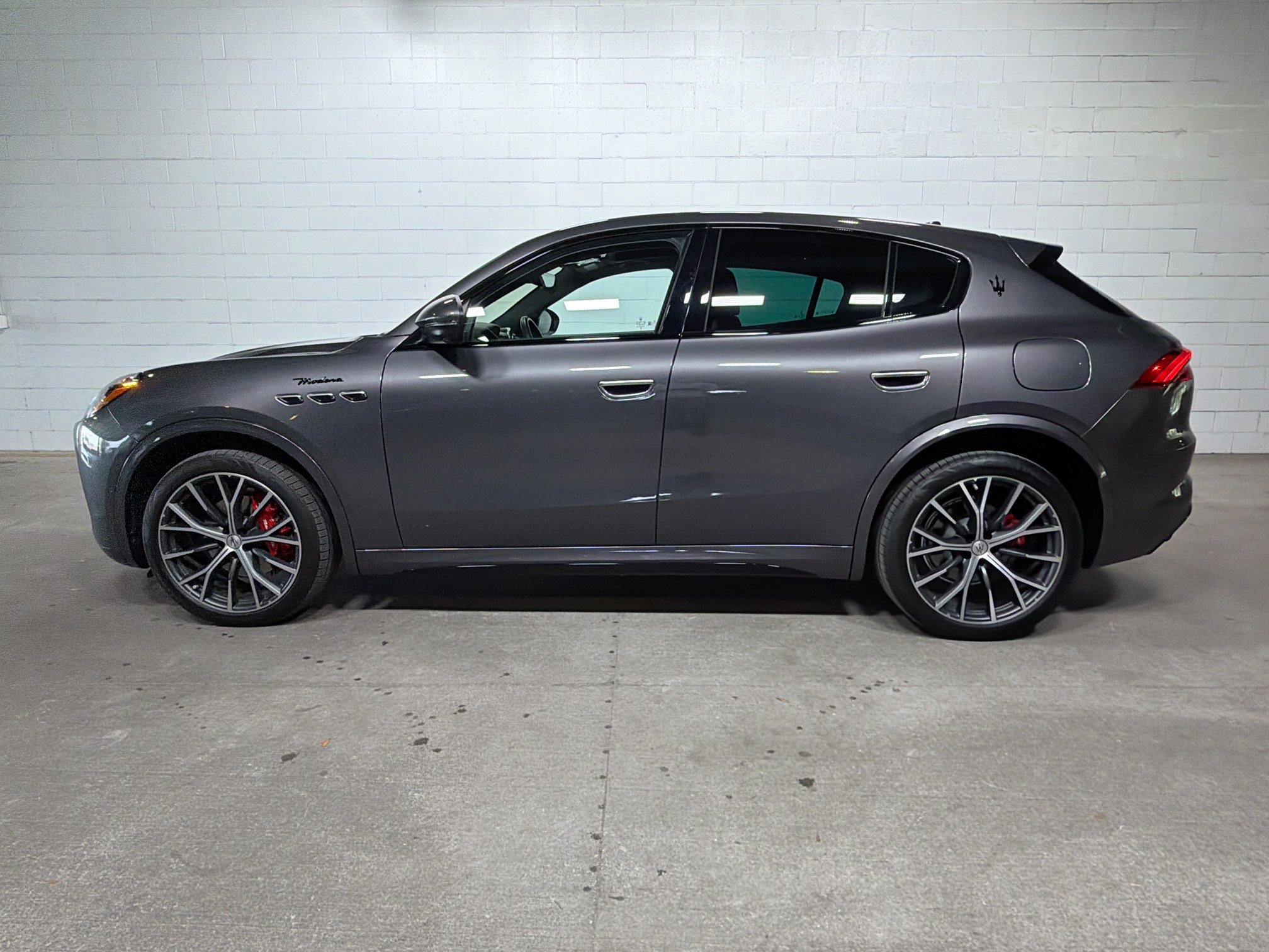 Used 2023 Maserati Grecale Modena image 2