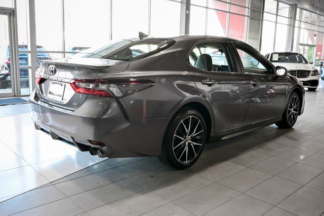 Used 2024 Toyota Camry SE FWD image 5