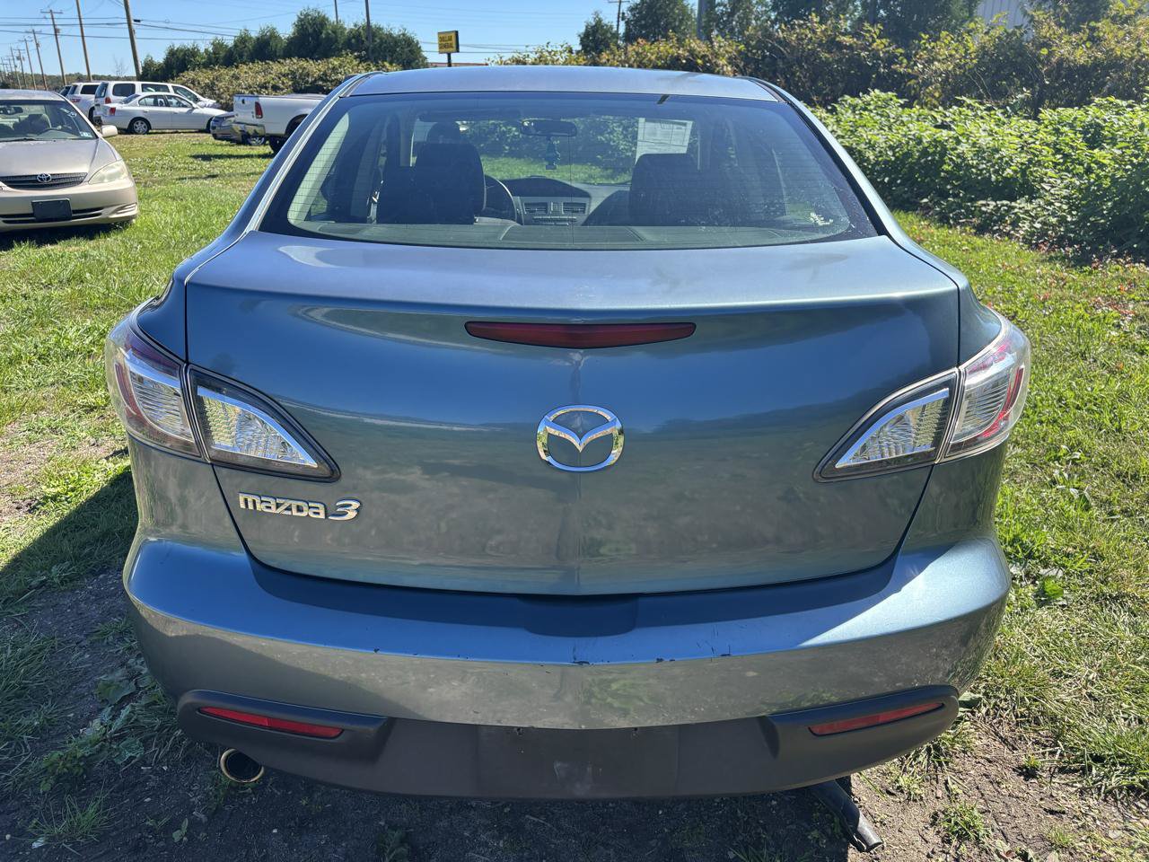 Used 2010 MAZDA MAZDA3 i Touring FWD image 6