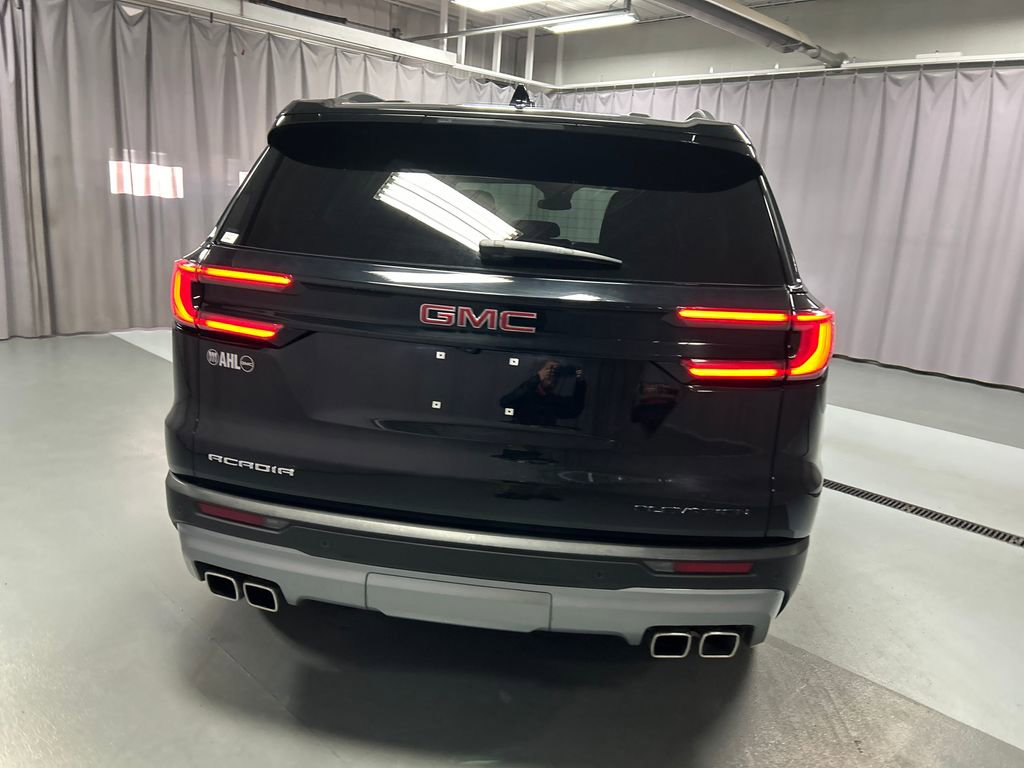 Used 2025 GMC Acadia Elevation image 6