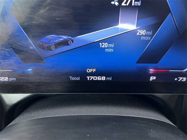 Used 2024 BMW i5 M60 w/ Premium Package image 12