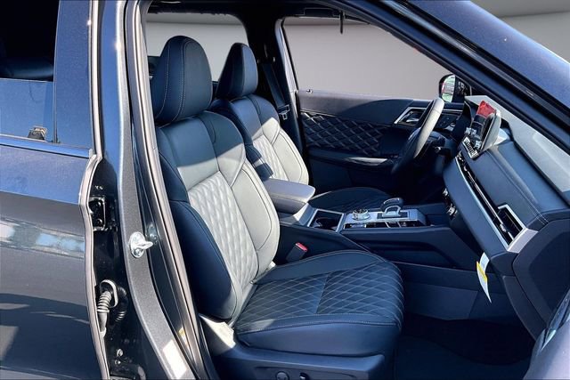 New 2026 Nissan Rogue Platinum image 11