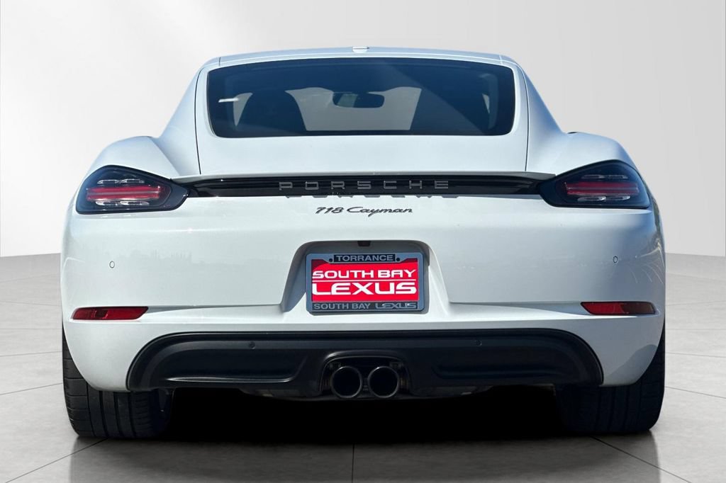 Used 2022 Porsche 718 Cayman RWD image 5
