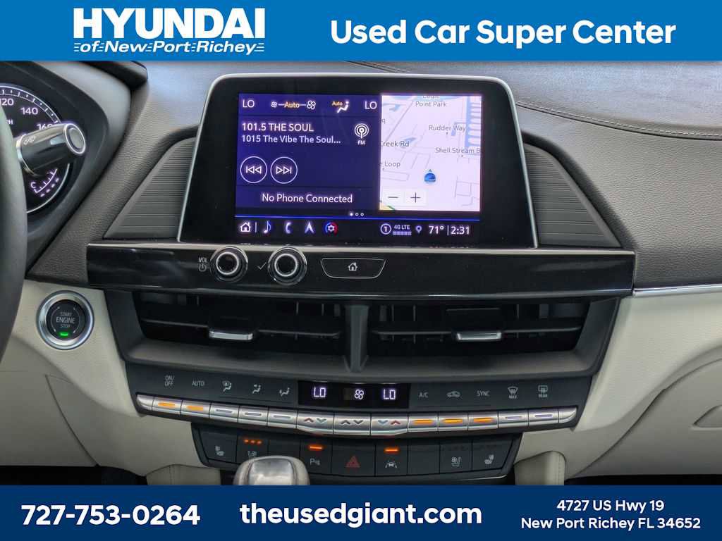 Used 2025 Cadillac CT4 Premium Luxury RWD image 18