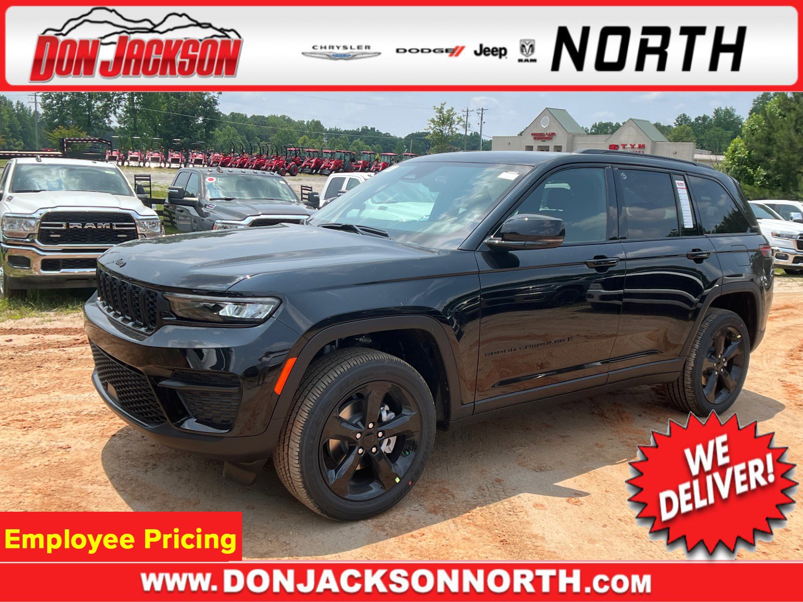 New 2025 Jeep Grand Cherokee 4WD image 1