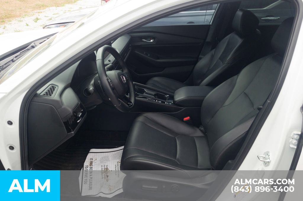 Used 2025 Honda Accord Sport image 6