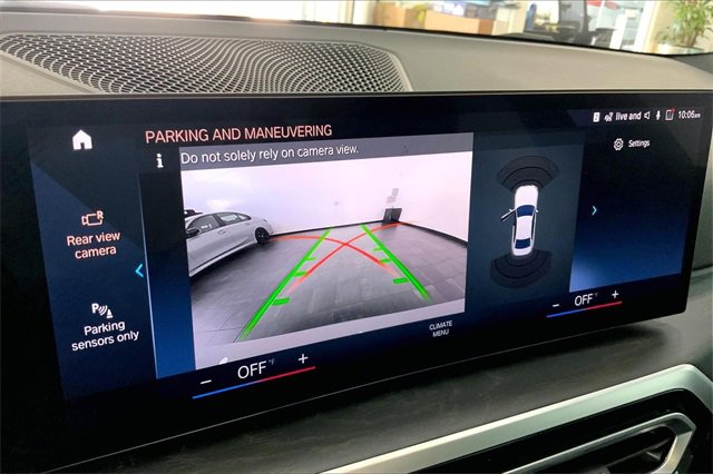 Used 2023 BMW 330i Sedan w/ Convenience Package image 17