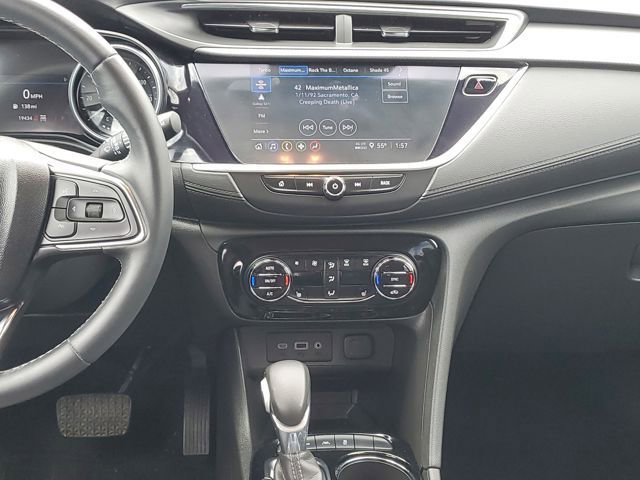 Used 2022 Buick Encore GX Select AWD/4WD image 29