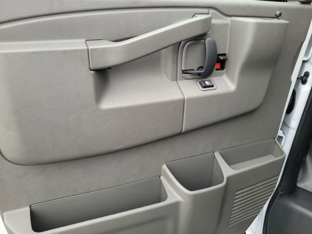 New 2025 Chevrolet Express 2500 w/ Driver Convenience Package image 19
