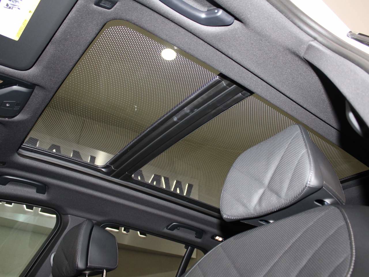 Certified 2026 BMW X5 sDrive40i w/ Executive Package RWD image 14
