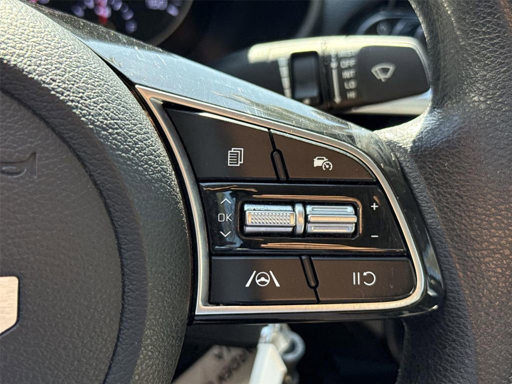 Used 2023 Kia Forte LXS w/ LXS Technology Package image 30