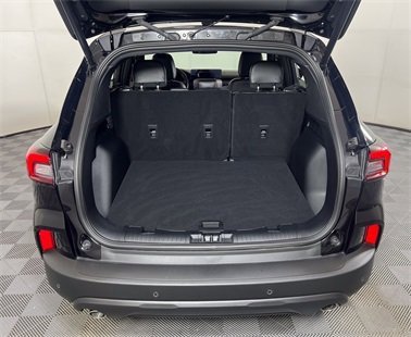 Used 2025 Ford Escape ST-Line w/ Tech Pack #1 image 13