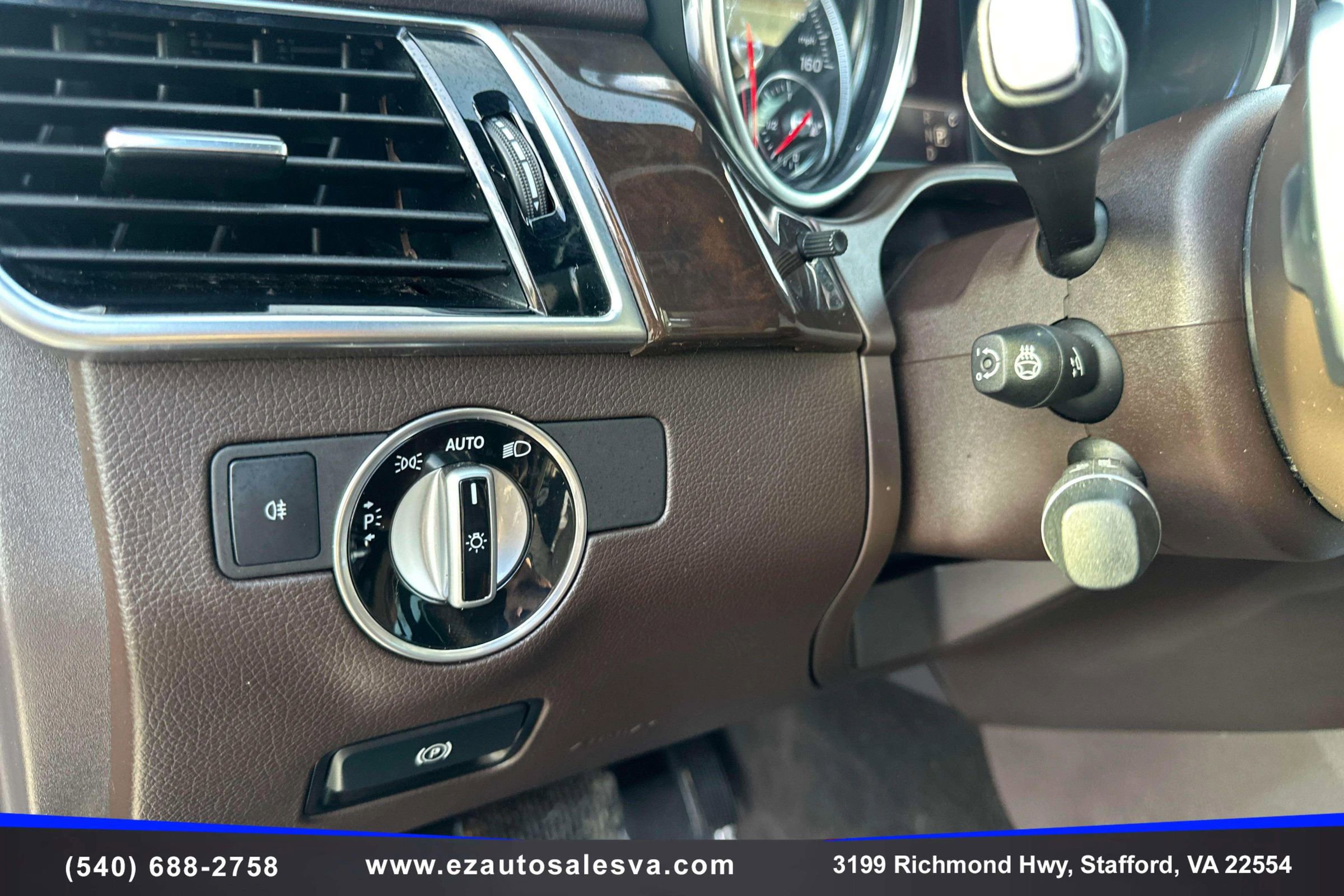 Used 2018 Mercedes-Benz GLS 450 GLS 450 4MATIC Sport Utility 4 w/ Premium Package image 19