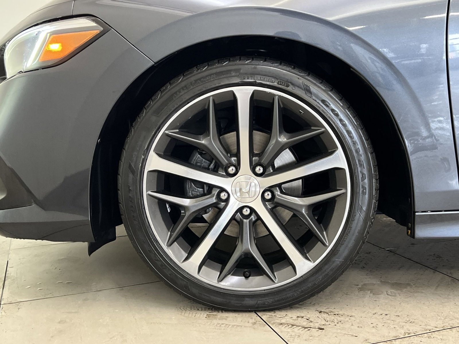 Used 2023 Honda Civic Touring image 10