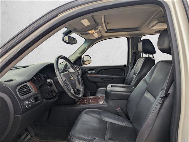 Used 2012 Chevrolet Tahoe LTZ image 9