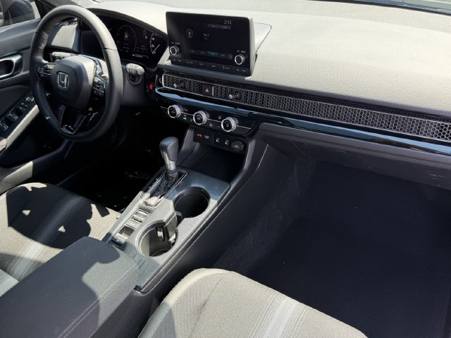 Certified 2025 Honda Civic Sport image 14