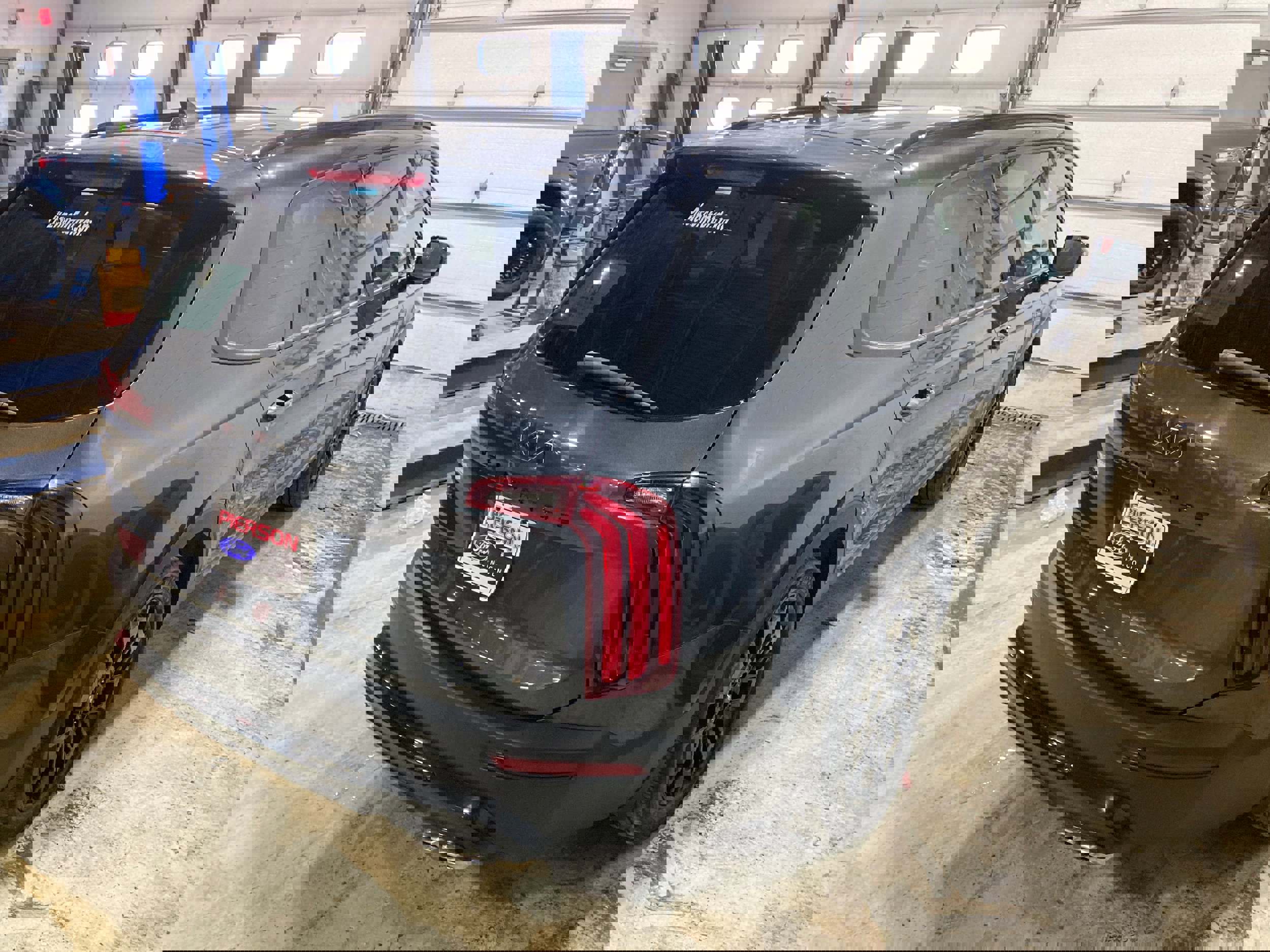 Used 2022 Kia Telluride SX image 16