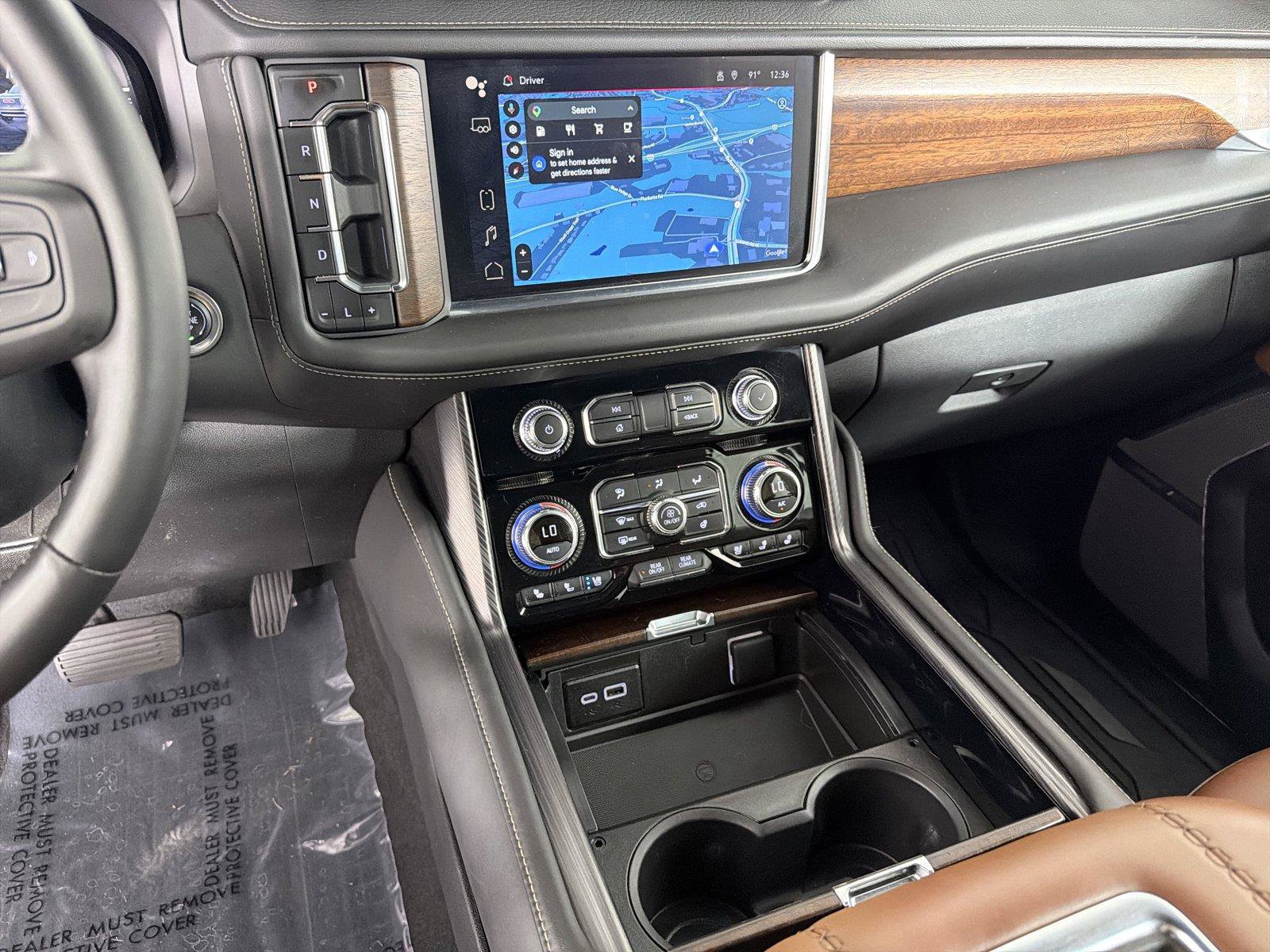 Certified 2024 GMC Yukon Denali Ultimate AWD/4WD image 30