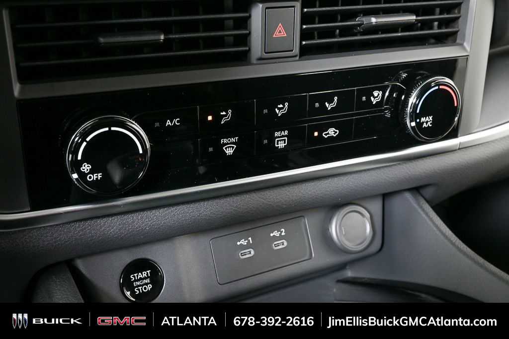 Used 2026 Nissan Rogue S image 15