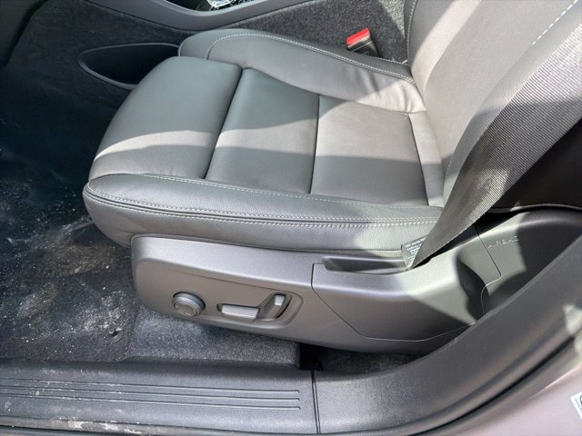 New 2026 Volvo XC40 B5 Ultra w/ Protection Package Premier AWD/4WD image 10
