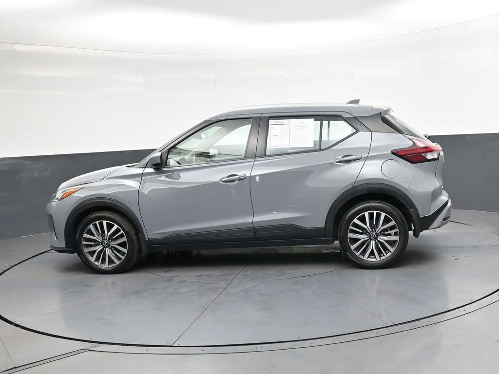Used 2023 Nissan Kicks SV FWD image 7