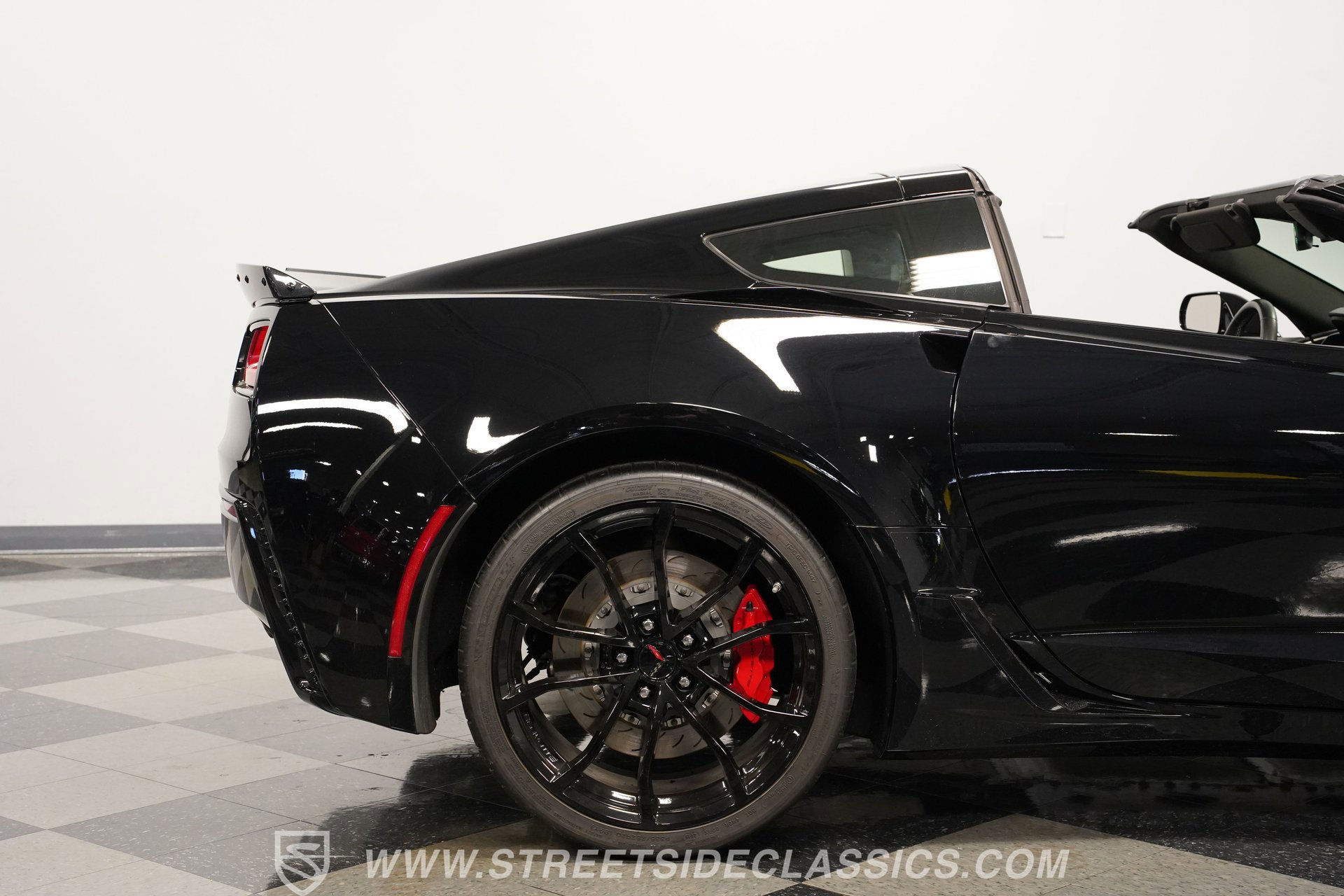 Used 2019 Chevrolet Corvette Grand Sport w/ Battery Protection Package image 29