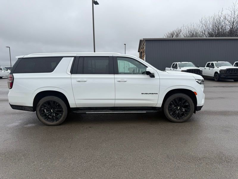 Used 2021 Chevrolet Suburban LT image 5