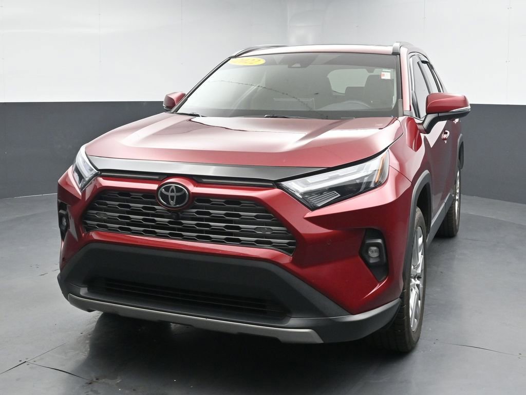 Used 2022 Toyota RAV4 Limited FWD image 4