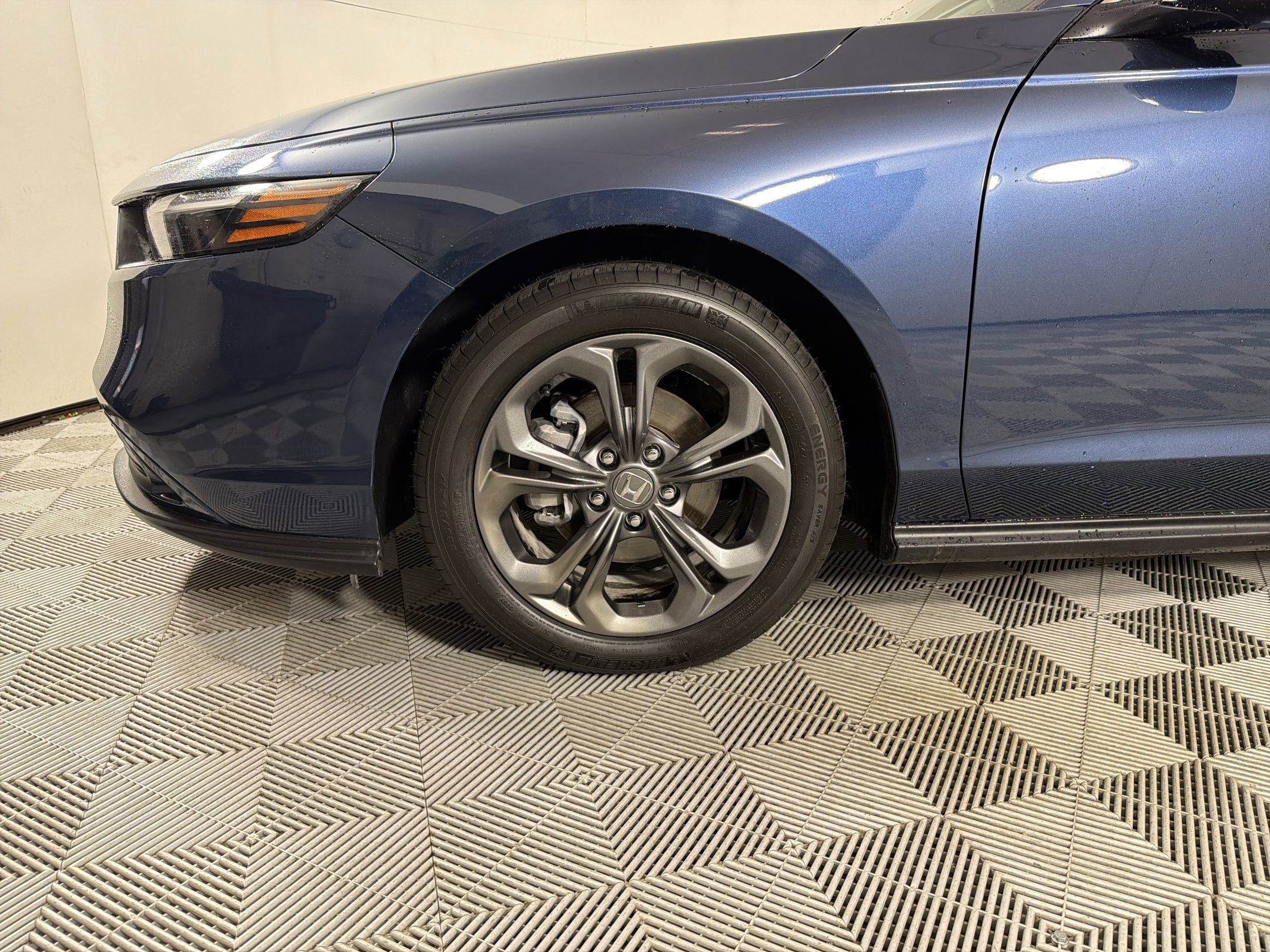 Certified 2023 Honda Accord EX image 12