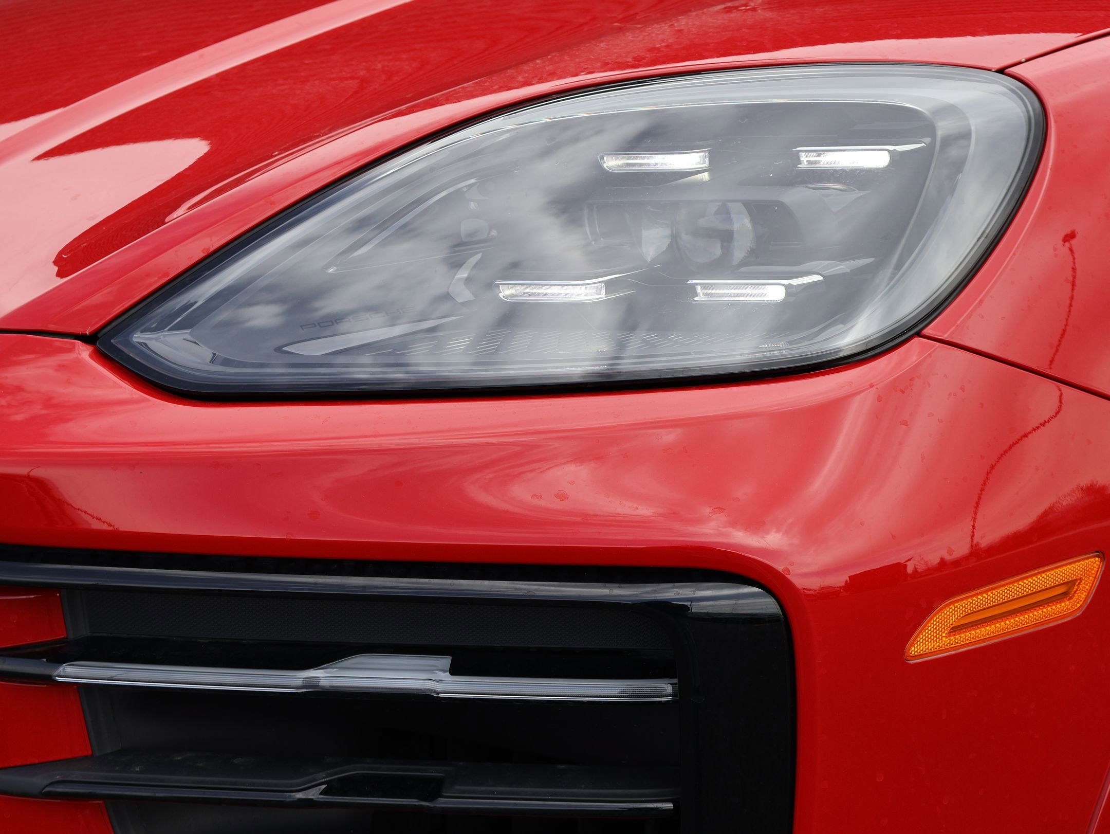 Certified 2025 Porsche Cayenne E-Hybrid image 13