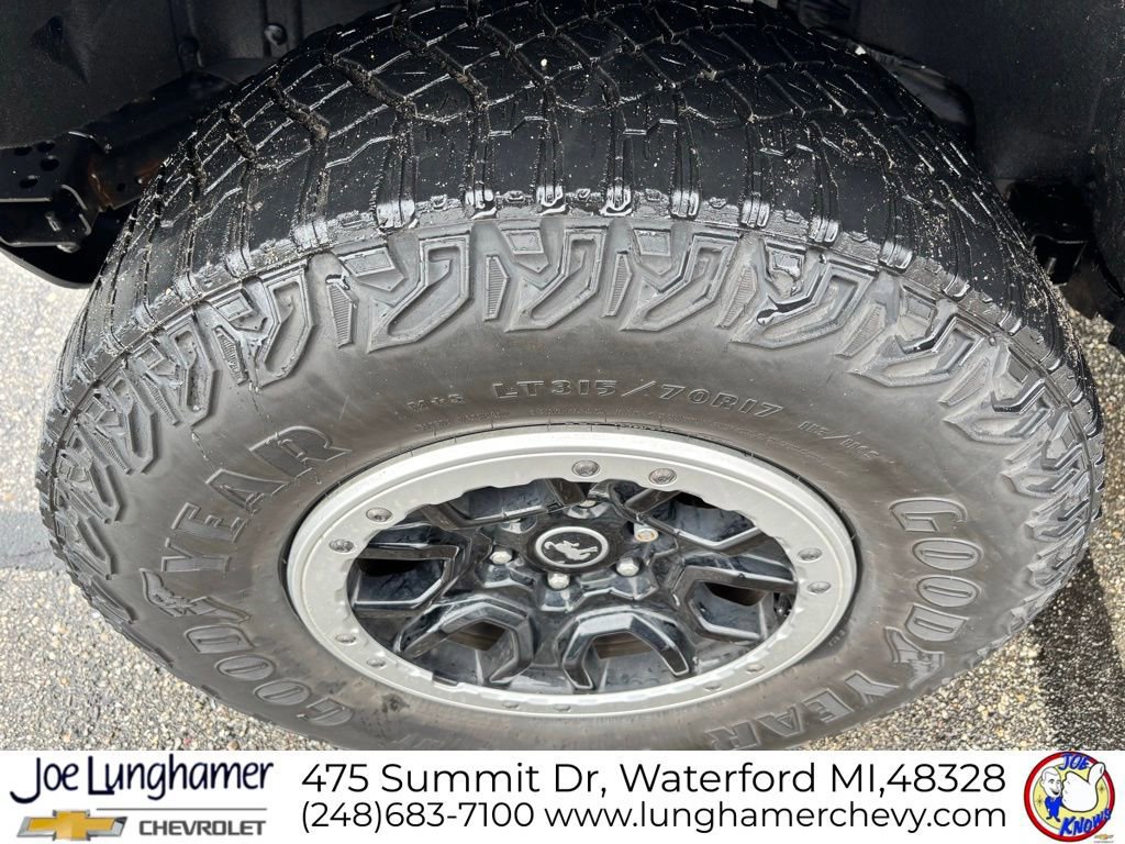 Used 2021 Ford Bronco Black Diamond w/ Sasquatch Package image 10