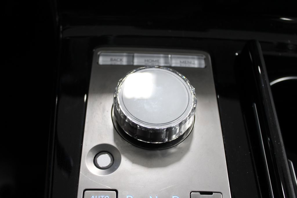 Used 2025 Genesis G80 2.5T image 28