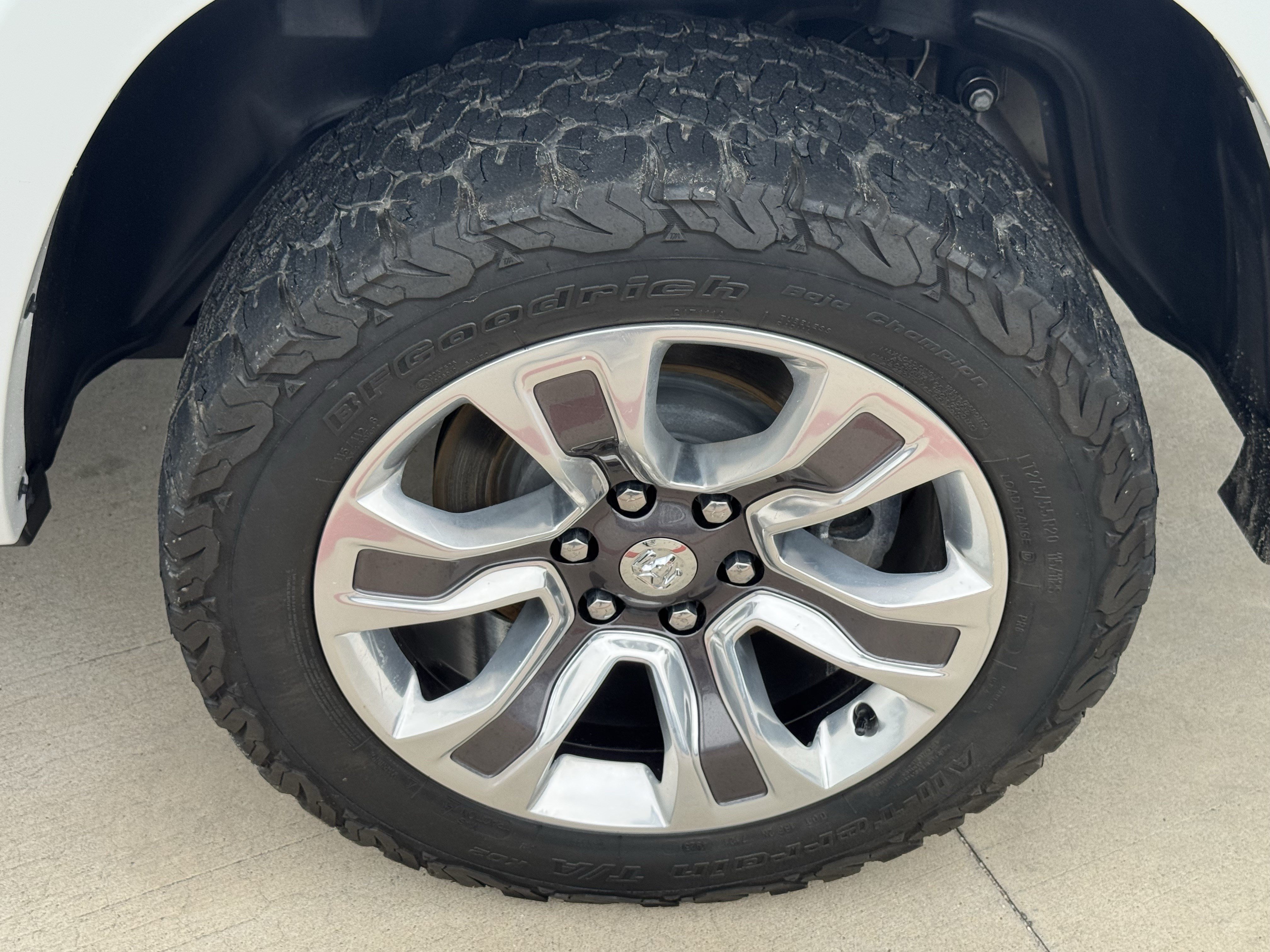 Used 2024 RAM 1500 Limited AWD/4WD image 9