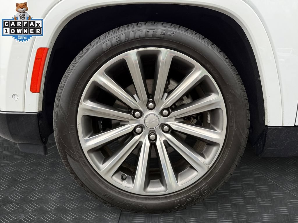 Used 2023 Jeep Grand Wagoneer L Series II AWD/4WD image 20