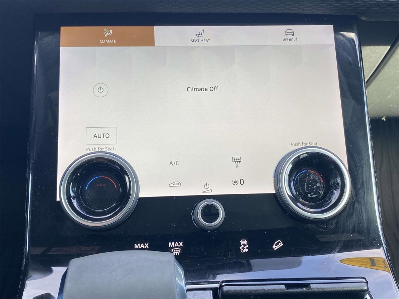 Used 2021 Land Rover Range Rover Velar R-Dynamic S image 30