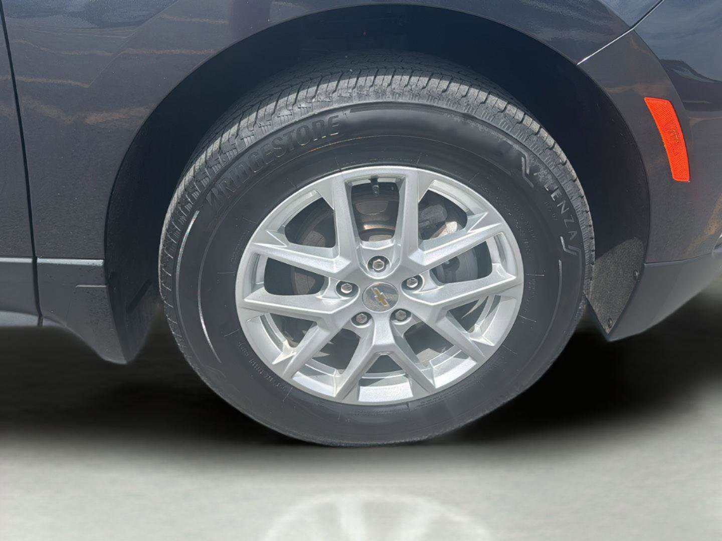 Used 2023 Chevrolet Equinox LT AWD/4WD image 20