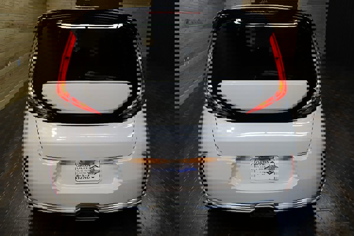 Used 2023 Kia Soul GT-Line image 4